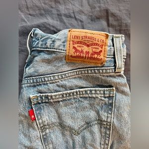 Levi Jeans, waist 25, light wash